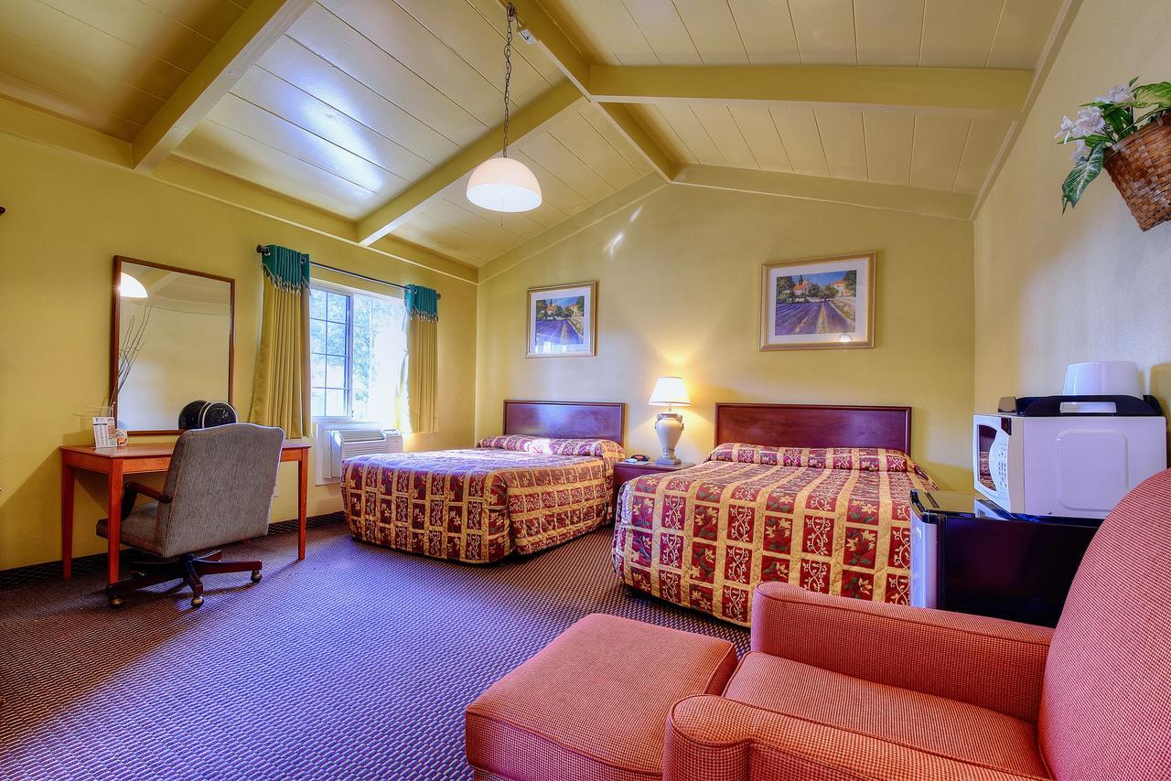 Bayside Inn Monterey Exteriér fotografie